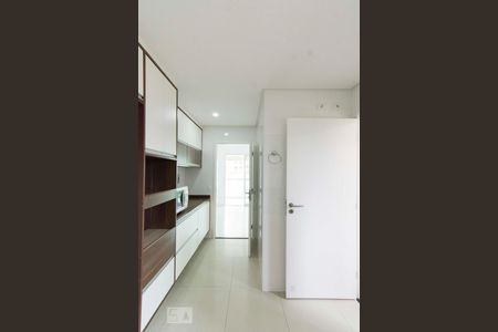 Apartamento para alugar com 110m², 3 quartos e 3 vagasCozinha