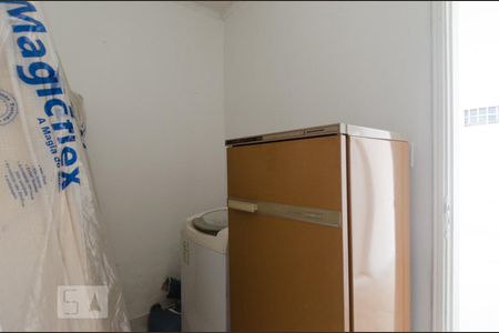 Casa à venda com 133m², 3 quartos e 2 vagas Casa à venda com 133m², 3 quartos e 2 vagasQuarto de serviço