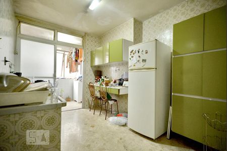 Cozinha de apartamento à venda com 3 quartos, 103m² em Perdizes, São Paulo