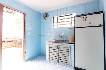 Cozinha de casa para alugar com 2 quartos, 70m² em Jardim Santo Amaro, São Paulo