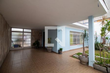 Garagem de casa para alugar com 3 quartos, 125m² em Jardim Promissão, São Paulo