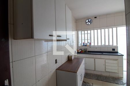 Cozinha de casa para alugar com 3 quartos, 125m² em Jardim Promissão, São Paulo