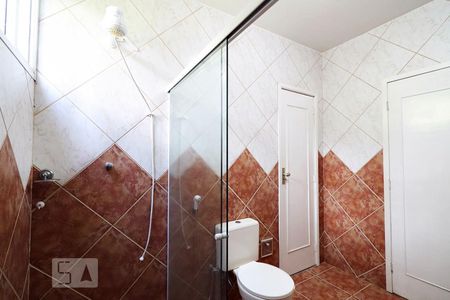 Apartamento para alugar com 110m², 2 quartos e sem vagaBanheiro