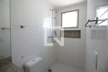 Suíte 1 - Banheiro de casa de condomínio à venda com 3 quartos, 140m² em Freguesia , Rio de Janeiro