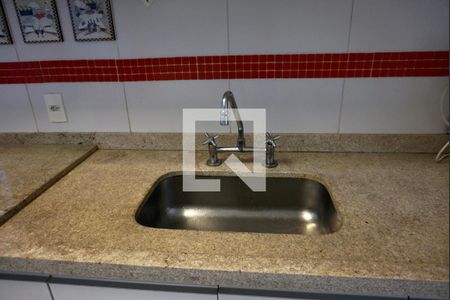 Apartamento à venda com 109m², 3 quartos e 2 vagasCozinha 