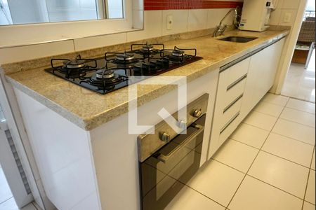 Apartamento à venda com 109m², 3 quartos e 2 vagasCozinha 
