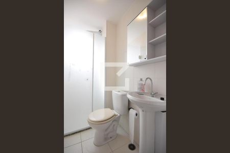Banheiro de apartamento para alugar com 2 quartos, 42m² em Jardim Parque Morumbi, São Paulo