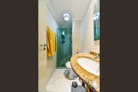 Banheiro Social de apartamento para alugar com 3 quartos, 69m² em Centro, Diadema