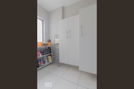 Apartamento à venda com 114m², 2 quartos e 2 vagas Apartamento à venda com 114m², 2 quartos e 2 vagasQuarto de serviço