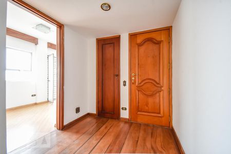 Hall de Entrada de apartamento à venda com 4 quartos, 160m² em Santa Cecília, São Paulo