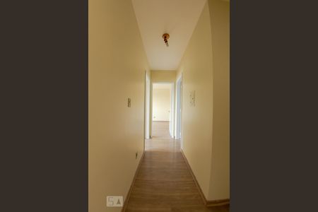 Apartamento à venda com 80m², 2 quartos e 1 vagaCorredor