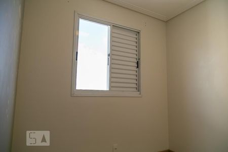 Quarto 1 de apartamento à venda com 2 quartos, 44m² em Jardim Las Vegas, Guarulhos