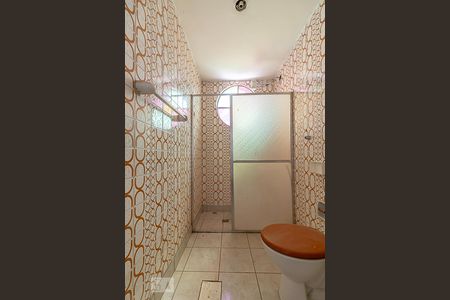 Banheiro de apartamento à venda com 2 quartos, 60m² em Floresta, Belo Horizonte