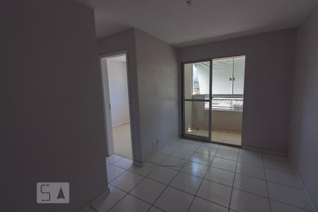 Sala de apartamento para alugar com 2 quartos, 55m² em Taquara, Rio de Janeiro