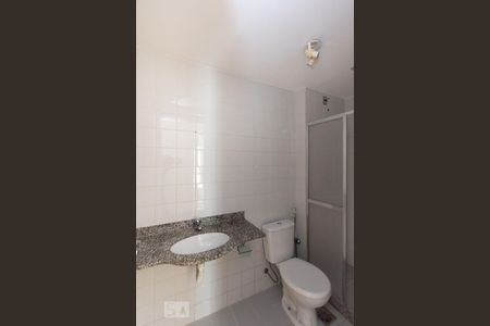 Banheiro Social de apartamento para alugar com 2 quartos, 60m² em Santa Rosa, Niterói