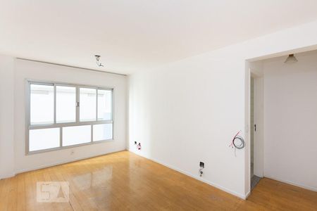 Sala de apartamento para alugar com 2 quartos, 60m² em Santa Rosa, Niterói