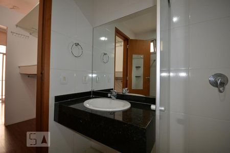 Apartamento à venda com 92m², 2 quartos e 1 vagaBanheiro Suíte