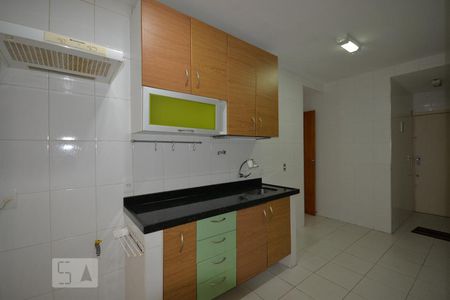 Apartamento à venda com 92m², 2 quartos e 1 vagaCozinha