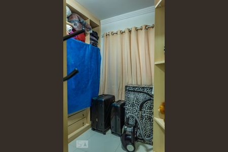 Apartamento à venda com 104m², 3 quartos e 1 vaga Apartamento à venda com 104m², 3 quartos e 1 vagaQuarto 3 - Closet
