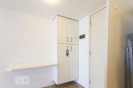 Cozinha de apartamento à venda com 1 quarto, 50m² em Barra da Tijuca, Rio de Janeiro