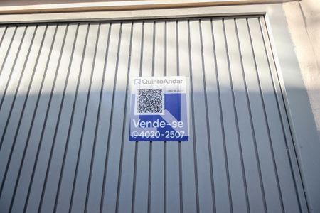 Casa à venda com 250m², 3 quartos e 2 vagasFachada