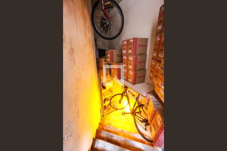 Casa à venda com 250m², 3 quartos e 2 vagasPorão