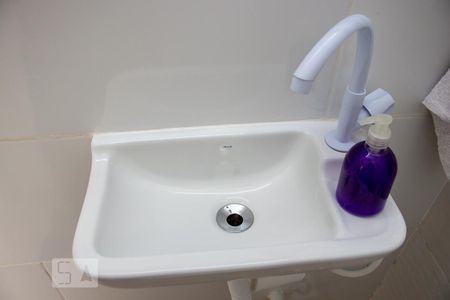 Banheiro - Torneira de kitnet/studio para alugar com 1 quarto, 16m² em Aclimação, São Paulo