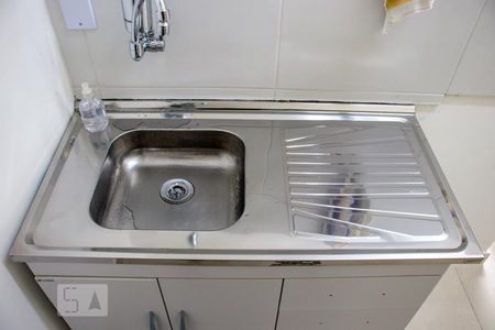 Torneira do Studio de kitnet/studio para alugar com 1 quarto, 16m² em Aclimação, São Paulo