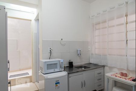 Sala/Quarto/Cozinha de kitnet/studio para alugar com 1 quarto, 14m² em Aclimação, São Paulo
