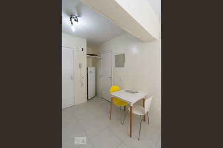 Apartamento para alugar com 78m², 3 quartos e 2 vagas Apartamento para alugar com 78m², 3 quartos e 2 vagasCozinha