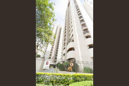 Apartamento para alugar com 78m², 3 quartos e 2 vagas Apartamento para alugar com 78m², 3 quartos e 2 vagasFachada