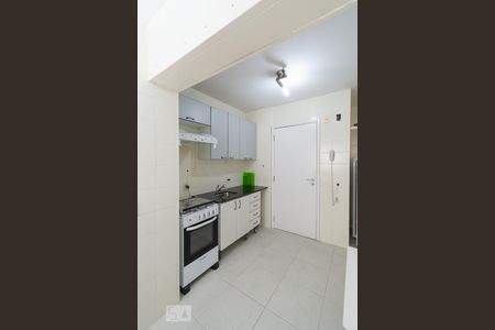Apartamento para alugar com 78m², 3 quartos e 2 vagas Apartamento para alugar com 78m², 3 quartos e 2 vagasCozinha