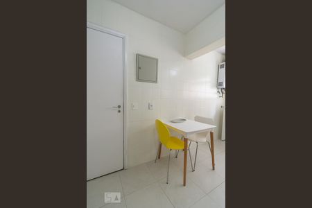 Apartamento para alugar com 78m², 3 quartos e 2 vagas Apartamento para alugar com 78m², 3 quartos e 2 vagasCozinha