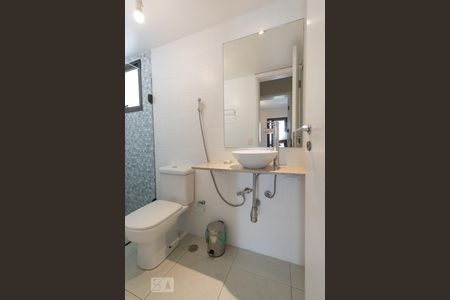 Apartamento para alugar com 78m², 3 quartos e 2 vagas Apartamento para alugar com 78m², 3 quartos e 2 vagasBanheiro Social