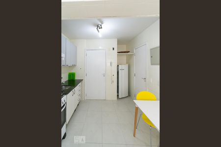 Apartamento para alugar com 78m², 3 quartos e 2 vagas Apartamento para alugar com 78m², 3 quartos e 2 vagasCozinha