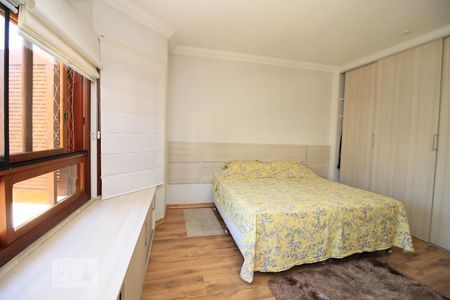 Dormitório 1 - Suite  de casa de condomínio para alugar com 3 quartos, 200m² em Sarandi, Porto Alegre