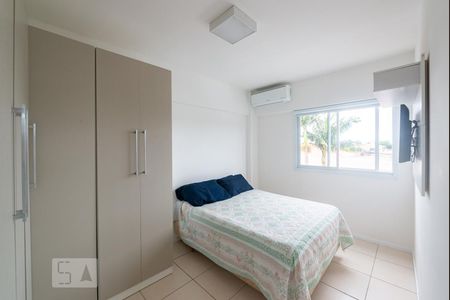 Quarto 1 de apartamento para alugar com 2 quartos, 70m² em Serraria, São José