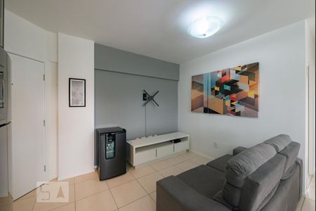 Sala de apartamento para alugar com 2 quartos, 70m² em Serraria, São José
