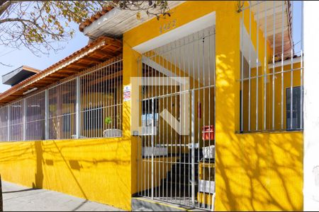 Casa para alugar com 225m², 3 quartos e sem vaga Casa para alugar com 225m², 3 quartos e sem vagaFachada