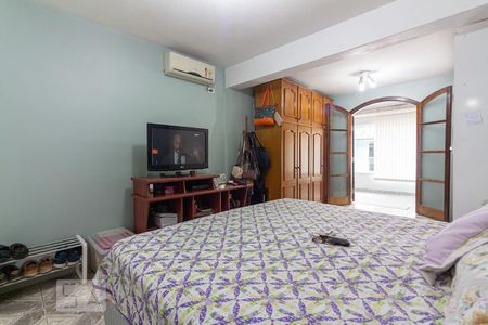 Casa à venda com 300m², 3 quartos e 2 vagasSuíte 