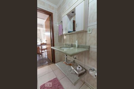 Casa à venda com 300m², 3 quartos e 2 vagasBanheiro