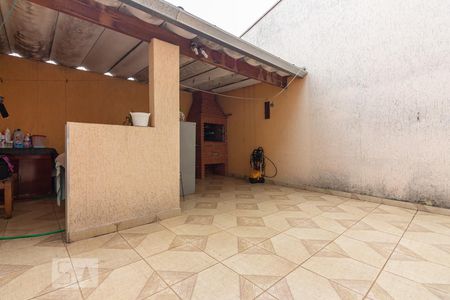 Casa à venda com 300m², 3 quartos e 2 vagasQuintal