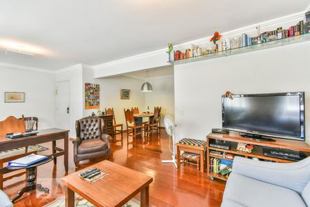 Sala de apartamento para alugar com 4 quartos, 140m² em Cerqueira César, São Paulo