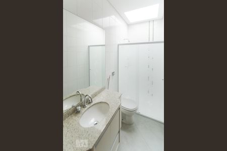 Casa para alugar com 170m², 3 quartos e 2 vagasBanheiro