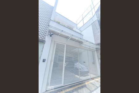 Casa para alugar com 170m², 3 quartos e 2 vagasFachada