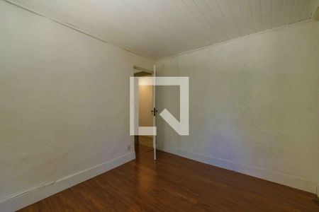 Casa de condomínio à venda com 275m², 4 quartos e 5 vagasQuarto 2