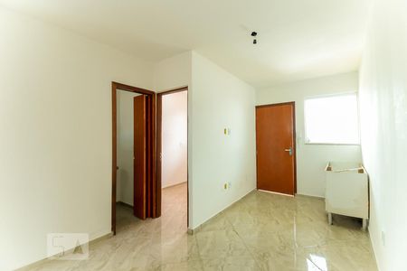 Sala e cozinha de apartamento à venda com 2 quartos, 39m² em Vila Esperança, São Paulo