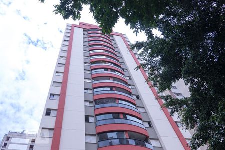 Apartamento para alugar com 75m², 3 quartos e 2 vagasFachada