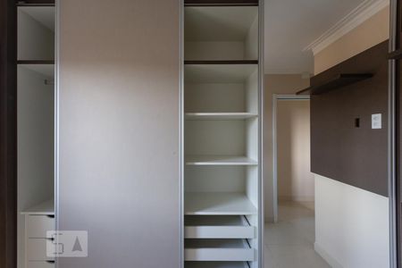 Apartamento para alugar com 70m², 3 quartos e 1 vaga Apartamento para alugar com 70m², 3 quartos e 1 vagaQuarto 1 - Armários