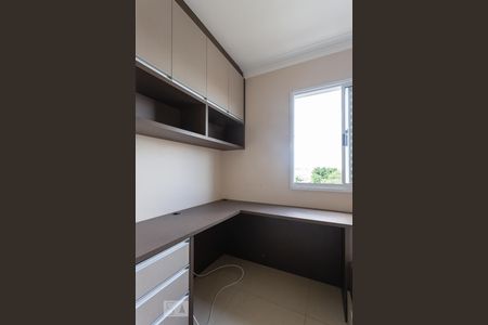 Apartamento para alugar com 70m², 3 quartos e 1 vaga Apartamento para alugar com 70m², 3 quartos e 1 vagaQuarto 2 - Armários